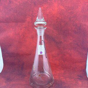 NAGEL CLEAR GLASS DECANTER, ETCHED FLORAL DESIGN, POINTED GLASS STOPPER, 13.5 in